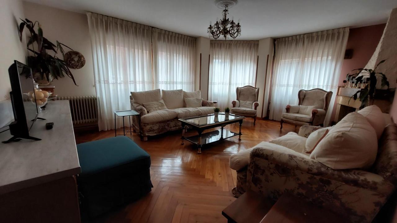 Villa Isabel 2 Llaves Arriondas Ngoại thất bức ảnh